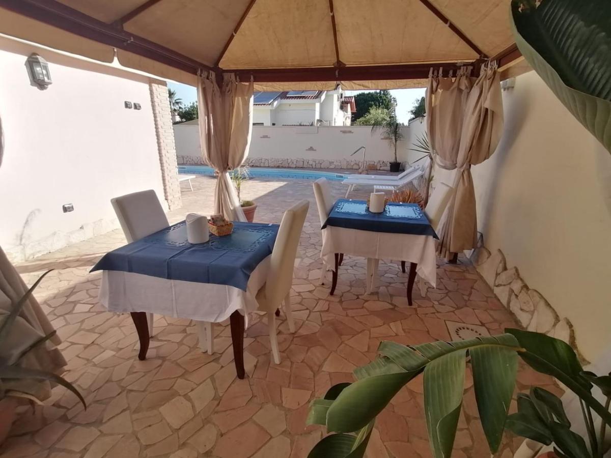 Gentarrubia Bed and Breakfast Capoterra Buitenkant foto